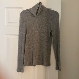 Karen Kane Turtleneck NWT